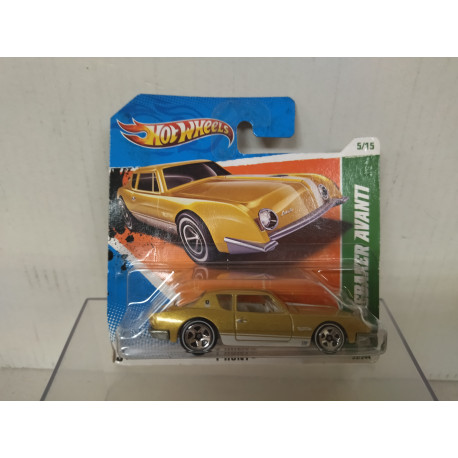 STUDEBAKER AVANTI GOLD T-HUNT 1:64 HOT WHEELS VINTAGE