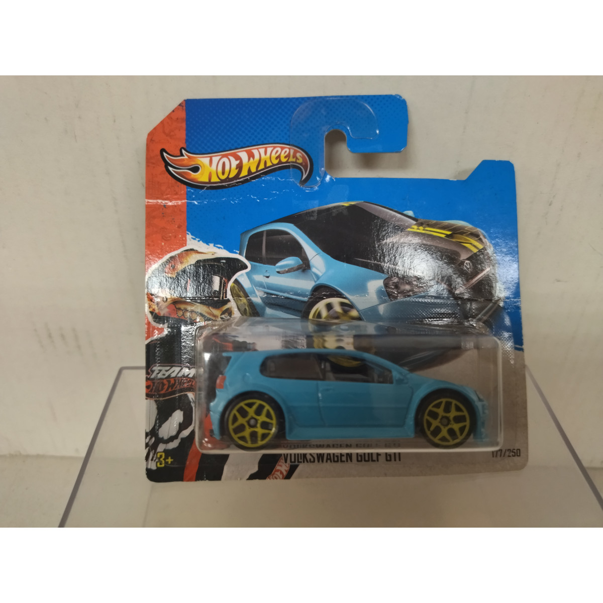 VOLKSWAGEN GOLF GTi BLUE BLACK 1 64 HOT WHEELS VINTAGE BCN STOCK CARS