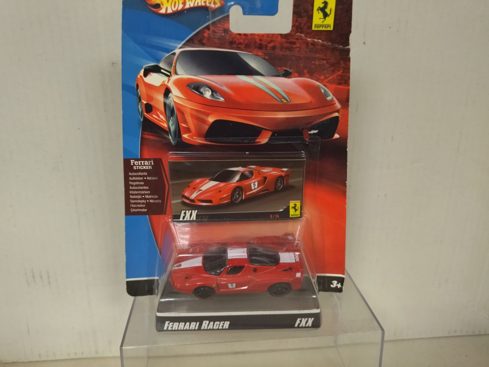 FERRARI FXX RED/WHITE FERRARI RACER 1:64 HOT WHEELS - BCN STOCK CARS