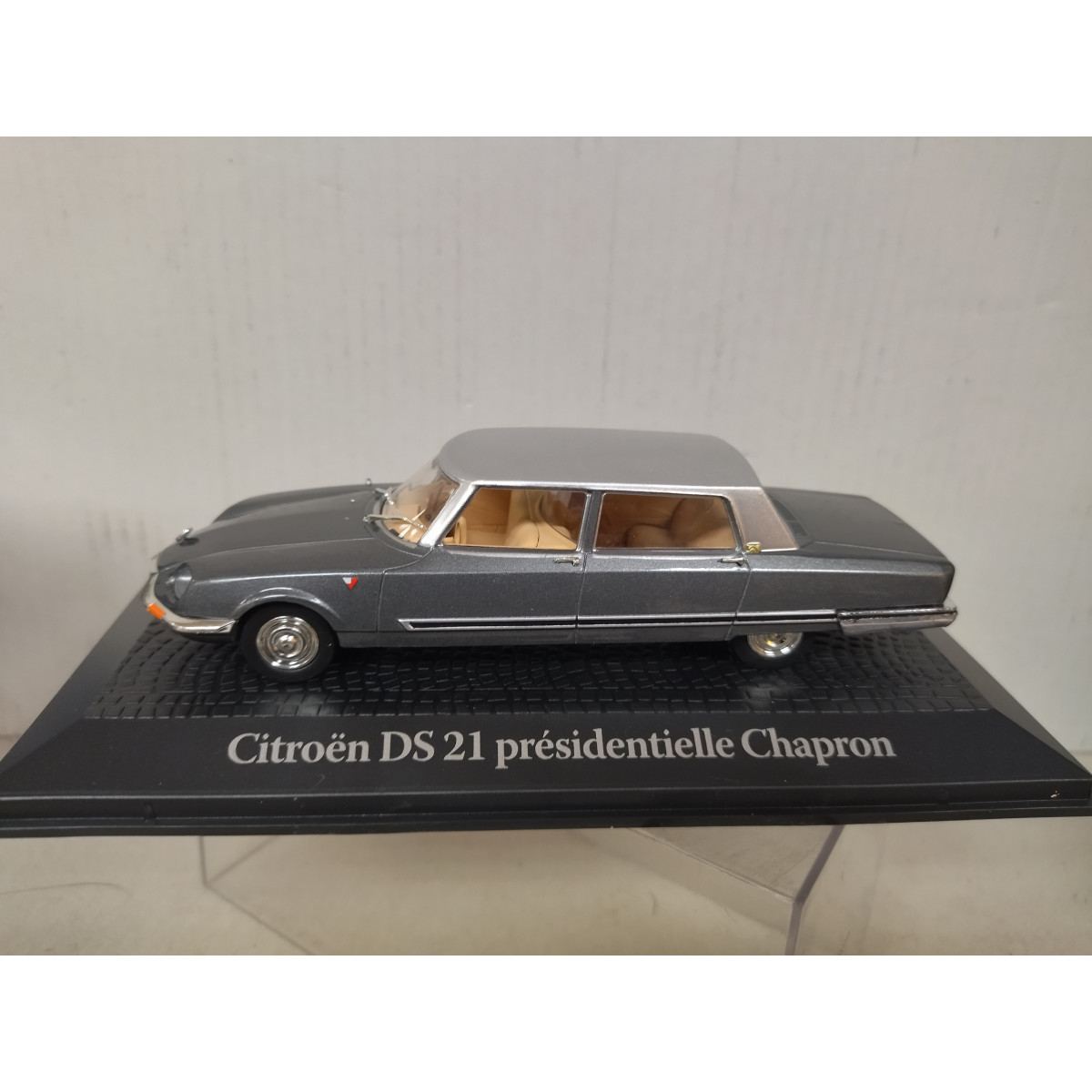 Norev - 1:43 - Citroen 15cv chapron 15-Six H Limousin e - - Catawiki Norev - 1:43 - Citroen 15cv chapron 15-Six H Limousin e - - Catawiki