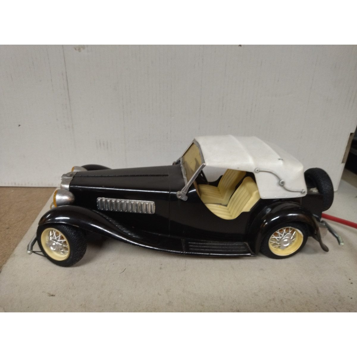 Maquette Sanchis MG TC Verte - Tôle 1/12 - Bon état Sans Boîte