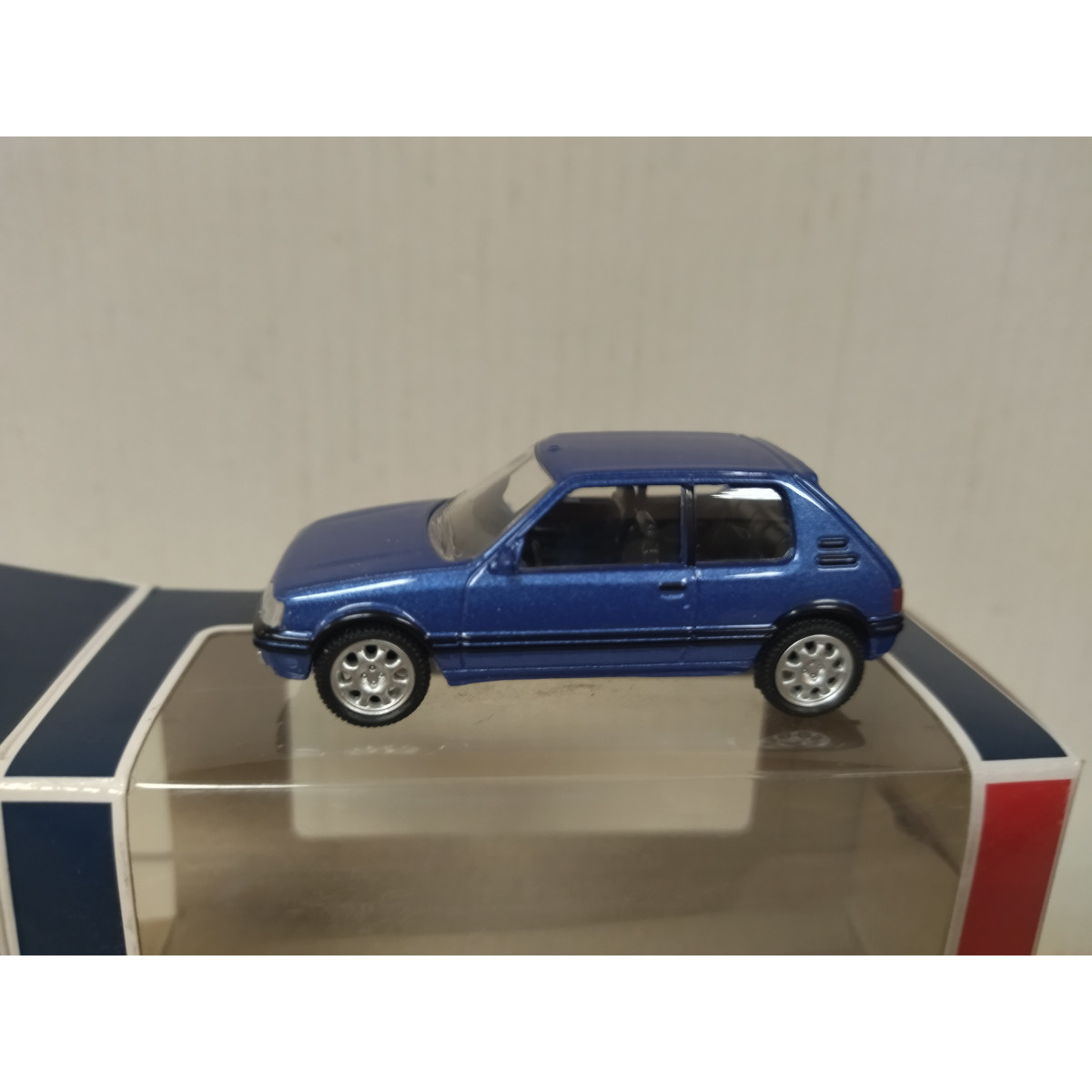 Norev 1/64 – Renault GTI Turners Gord'Fever – Réf. A11 – Miniature Occasion