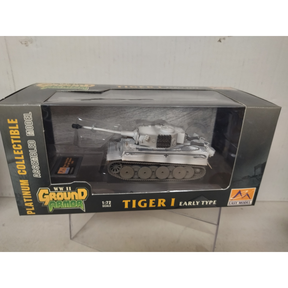 Char Tigre 1/43 - WW2 - Maquette Militaire - Solido / Corgi Style