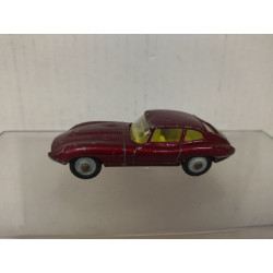 JAGUAR E-TYPE 2+2 COUPE RED apx 1:64 HUSKY VINTAGE NO BOX