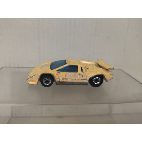 LAMBORGHINI COUNTACH DESGUACE/SCRAPPING 1:64 HOT WHEELS MALAYSIA NO BOX