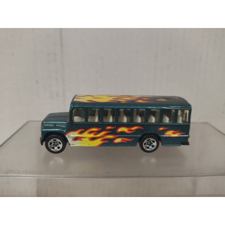 SCHOOL BUS FLAMES GREEN 1:64 HOT WHEELS MALAYSIA NO BOX