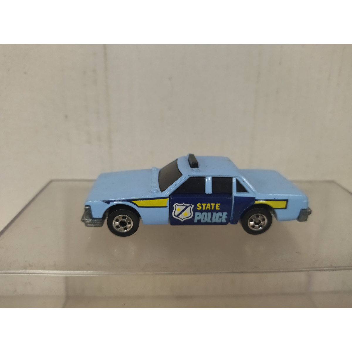 Bas de caisse - Carénage latéral Piaggio MP3 400 IE LT E3 2008-2010