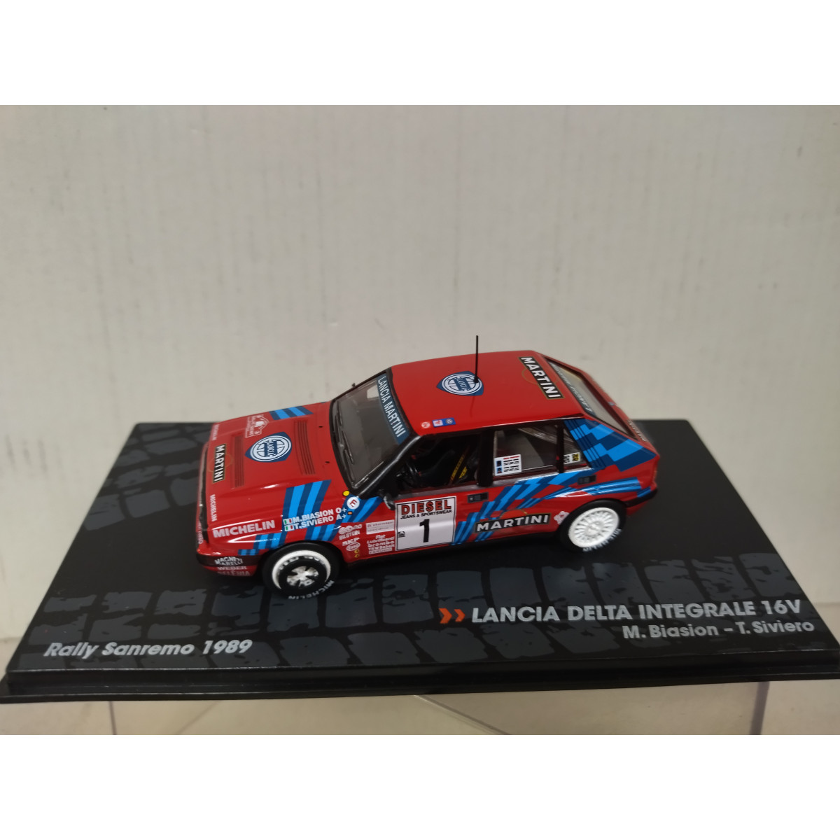 LANCIA DELTA 1989 INTEGRALE 16V RALLY SANREMO BIASION 1:43 