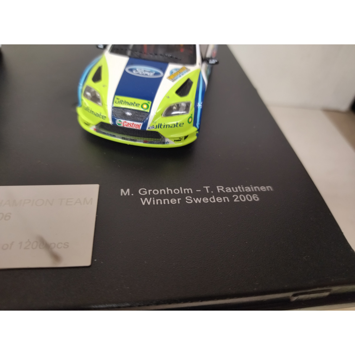 FORD FOCUS WRC 2006 CHAMPION TEAM HIRVONEN & GRONHOLM 1:43 IXO