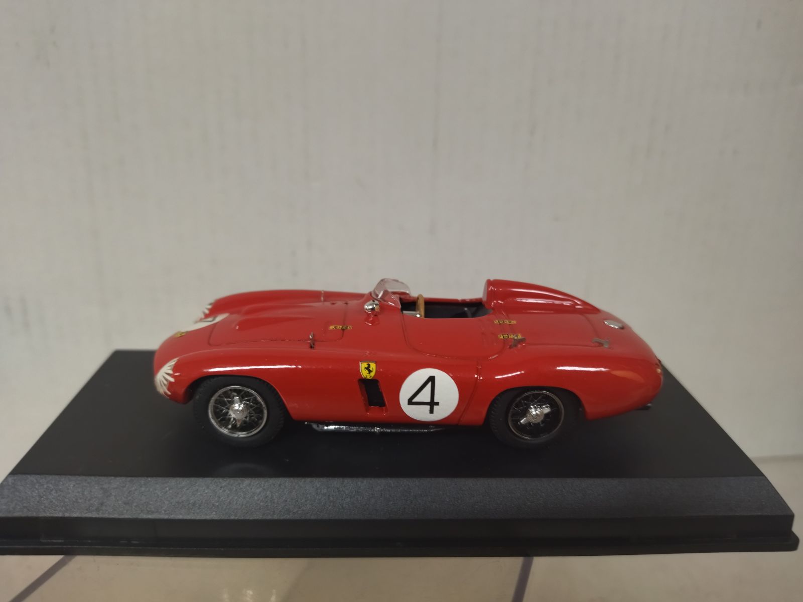 Art316 Ferrari 750 onza – Trofeo turístico (1955 a escala 143), diseño