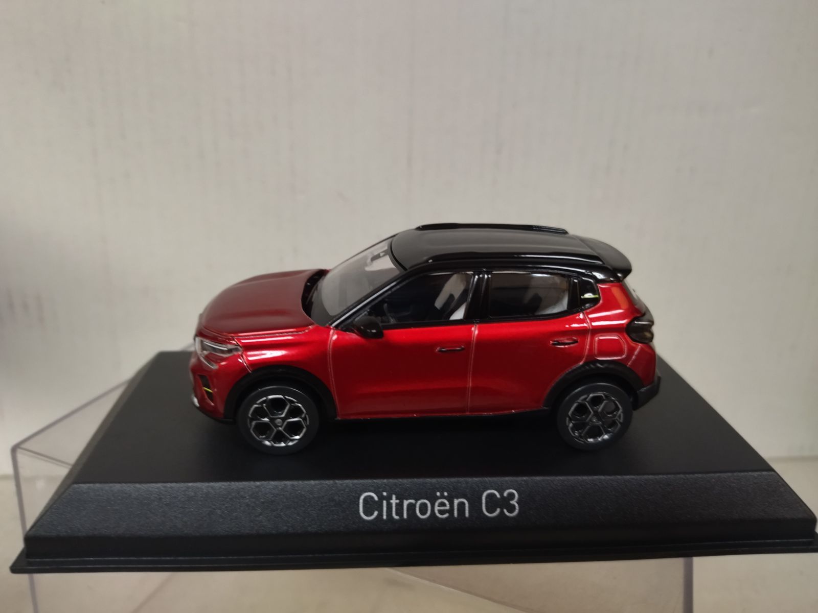 1/43 CITROEN C3 Vert Cidule de 2009 ref CITROEN-NOREV 155301 - Collection