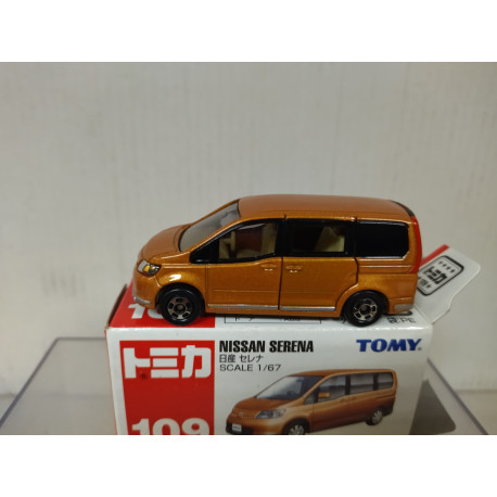 NISSAN SERENA GOLD 1:67/apx 1:64 TOMICA 109
