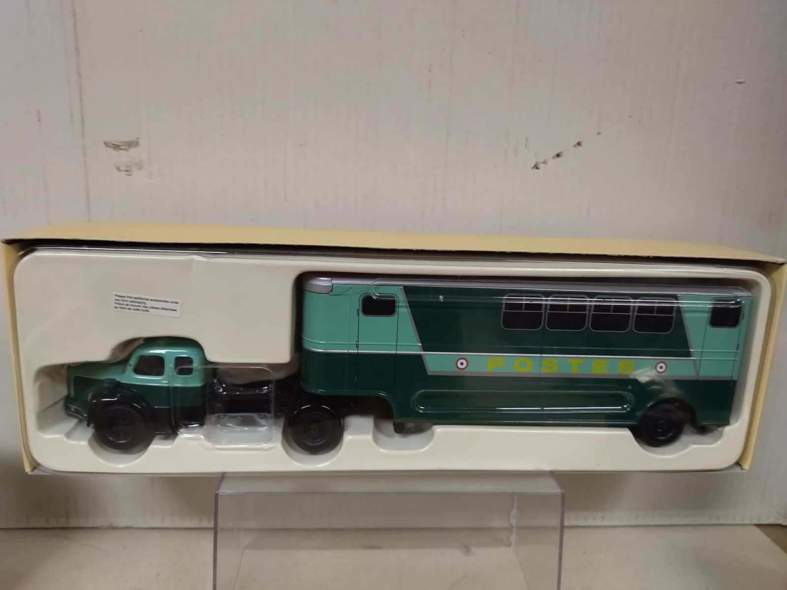 CORGI FRENCH EX70207 1/50 Berliet GLR Fruehauf Trailer - LA POSTE CORGI FRENCH EX70207 1/50 Berliet GLR Fruehauf Trailer - LA POSTE