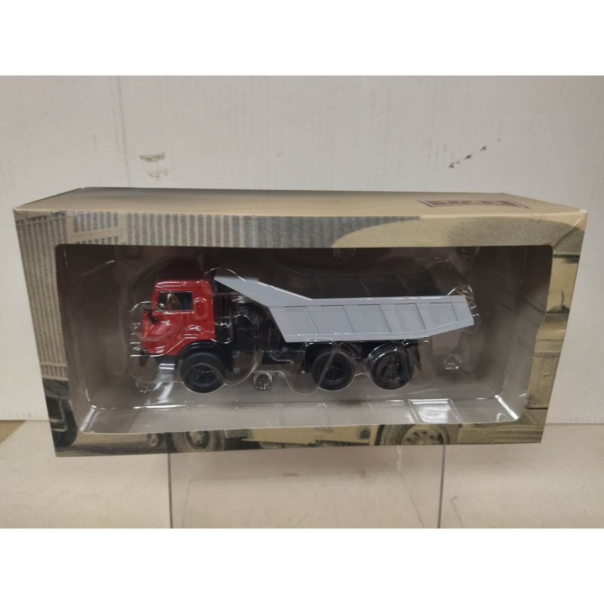 Kamaz 5511 EO-3532 modell autó méretarányos kivitelben