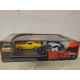 SHELBY GT-500 1967 + FORD MUSTANG 1965 POLICE CAR DIORAMA 1:64 JADA