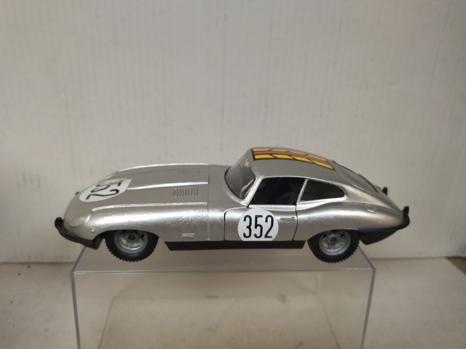 JAGUAR XK E TYPE SILVER n352 1:25 POLISTIL SN02 - BCN STOCK CARS