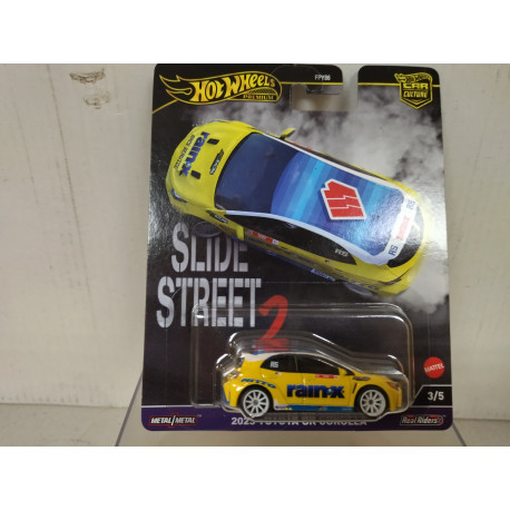 TOYOTA GR COROLLA 2023 3 /5 SLIDE STREET 2 1:64 HOT WHEELS PREMIUM