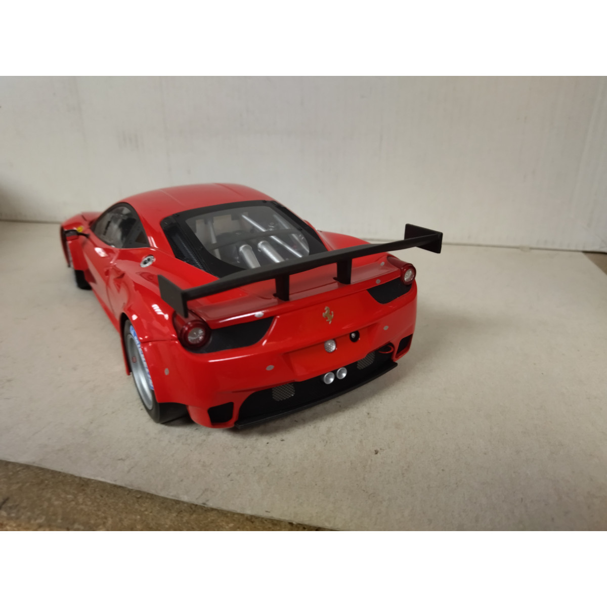 FERRARI 458 ITALIA GT2 RED 1:18 HOT WHEELS ELITE - BCN STOCK CARS