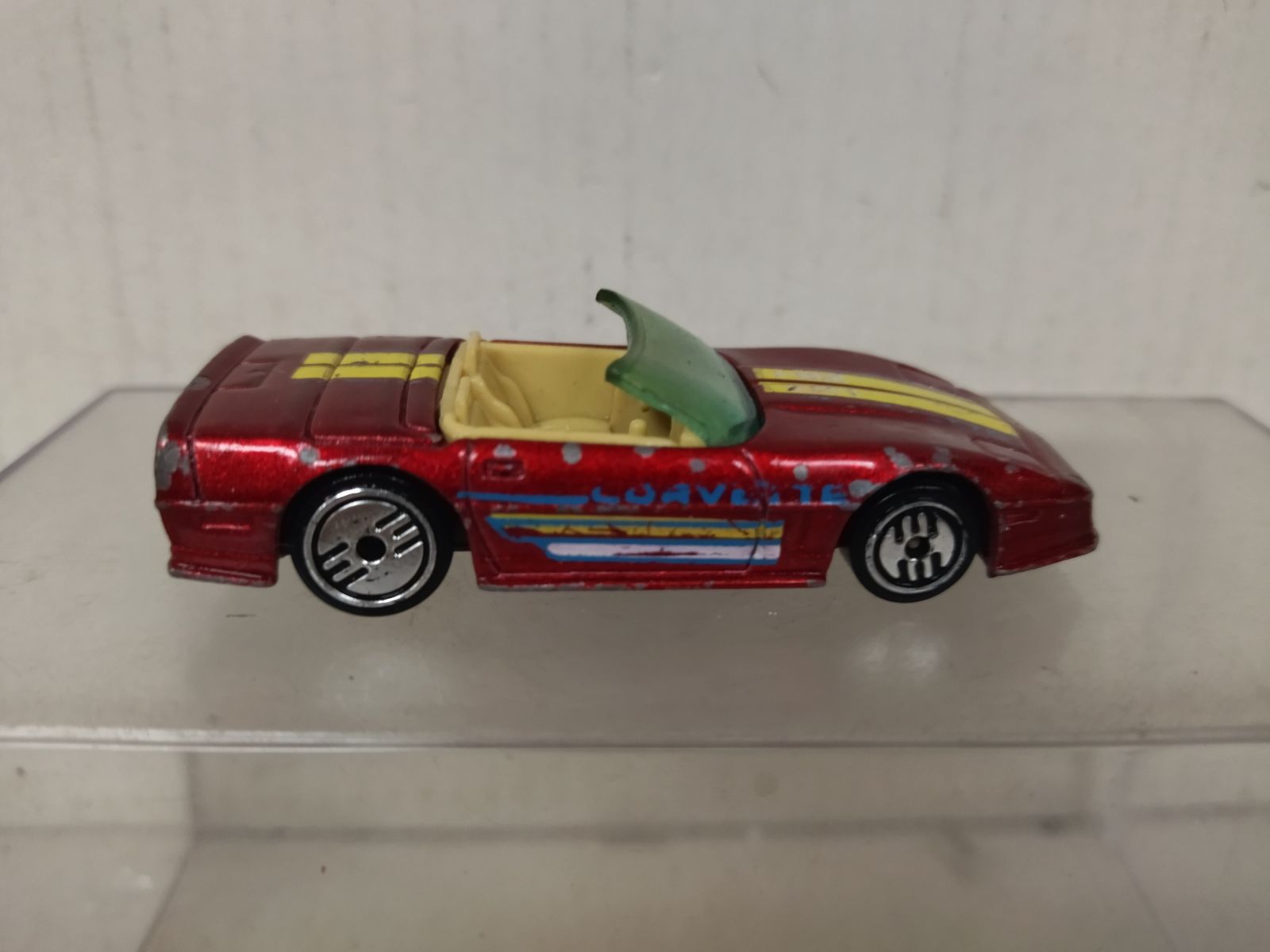 CHEVROLET CORVETTE C4 CONVERTIBLE CUSTOM 1:64 HOT WHEELS MALAYSIA NO BOX