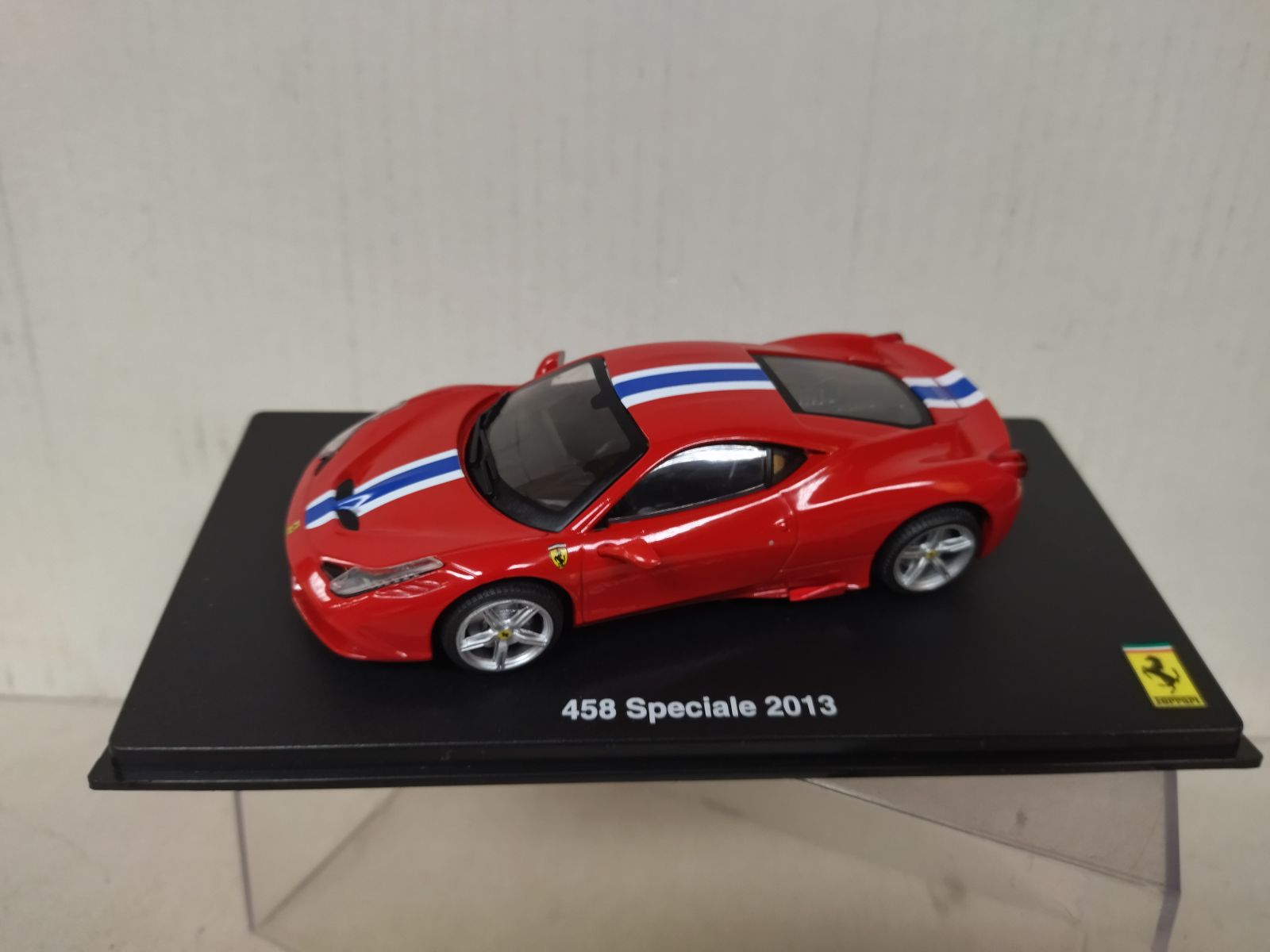 HOT WHEELS ELITE Ferrari 458 Spider Rouge 1/43 W1182 EUR 39,34