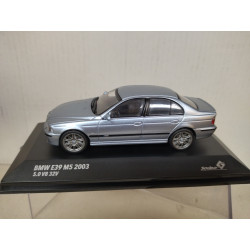 BMW E39 M5 2003 WATER SILVER 1:43 SOLIDO S4310503 SD