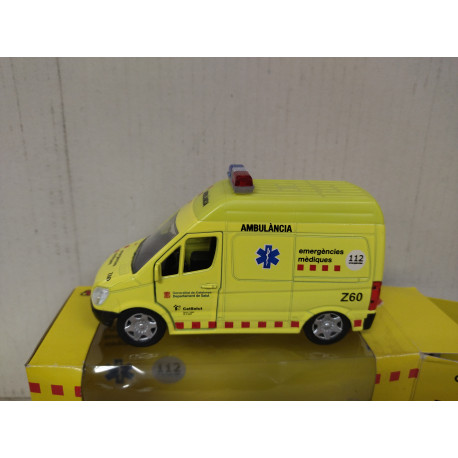FURGONETA SEM AMBULANCIA EMERGENCIES MEDIQUES 112 PLAYJOCS