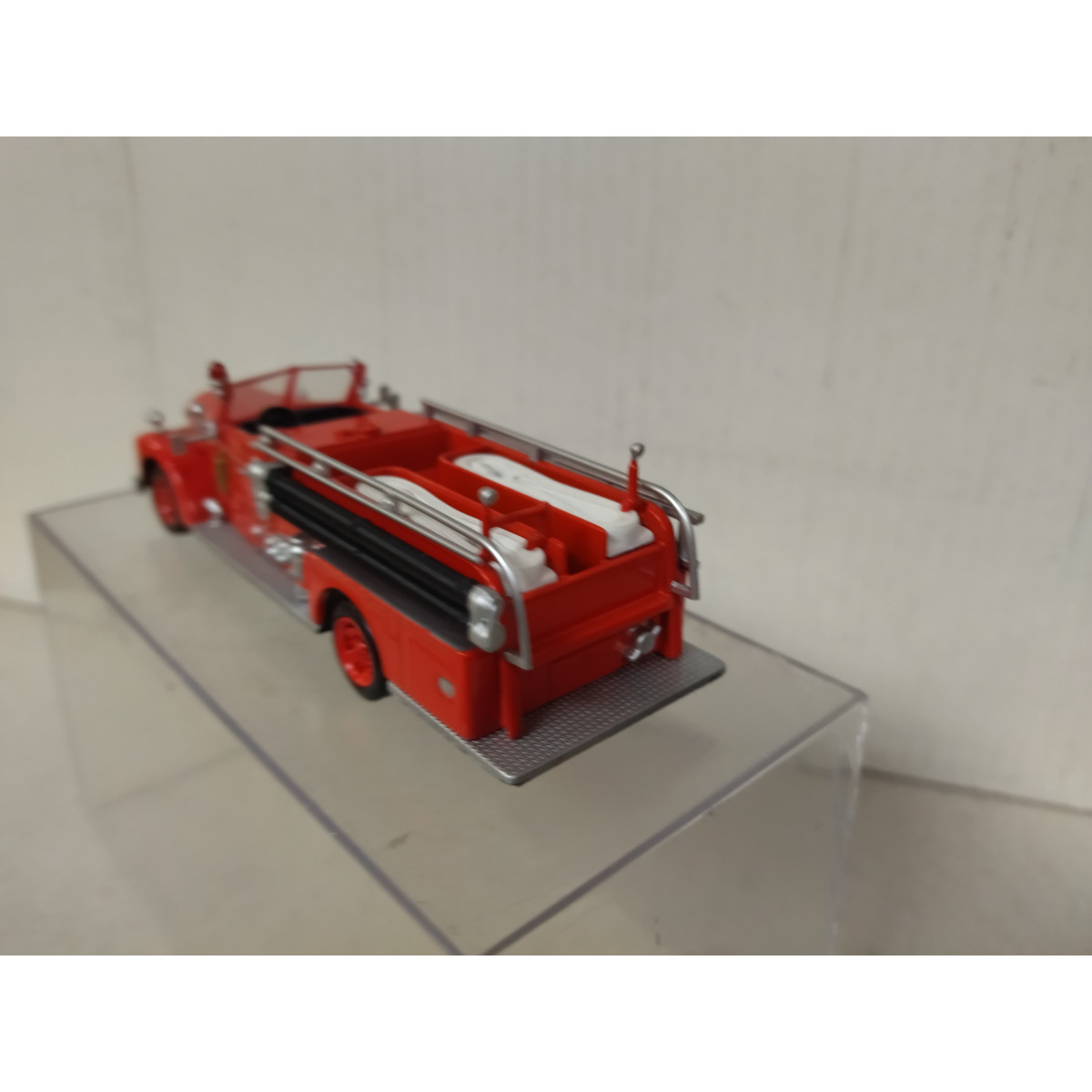 RARE WIKING HO 1/87 MB MERCEDES U 411 UNIMOG SAPEURS POMPIERS NO BOX