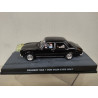 PEUGEOT 504 + FIGURA FOR YOUR EYES ONLY 007 JAMES BOND 1:43 EAGLEMOSS IXO
