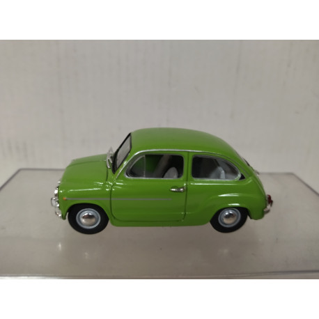 SEAT 600 L 1972 ESPECIAL VERDE 1:43 SALVAT SOLIDO NO BOX