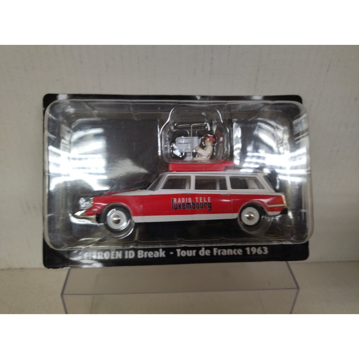 Norev 1/43 Citroën DS ID Break RTL Tour De France 1963 Avec Cameraman – Collection