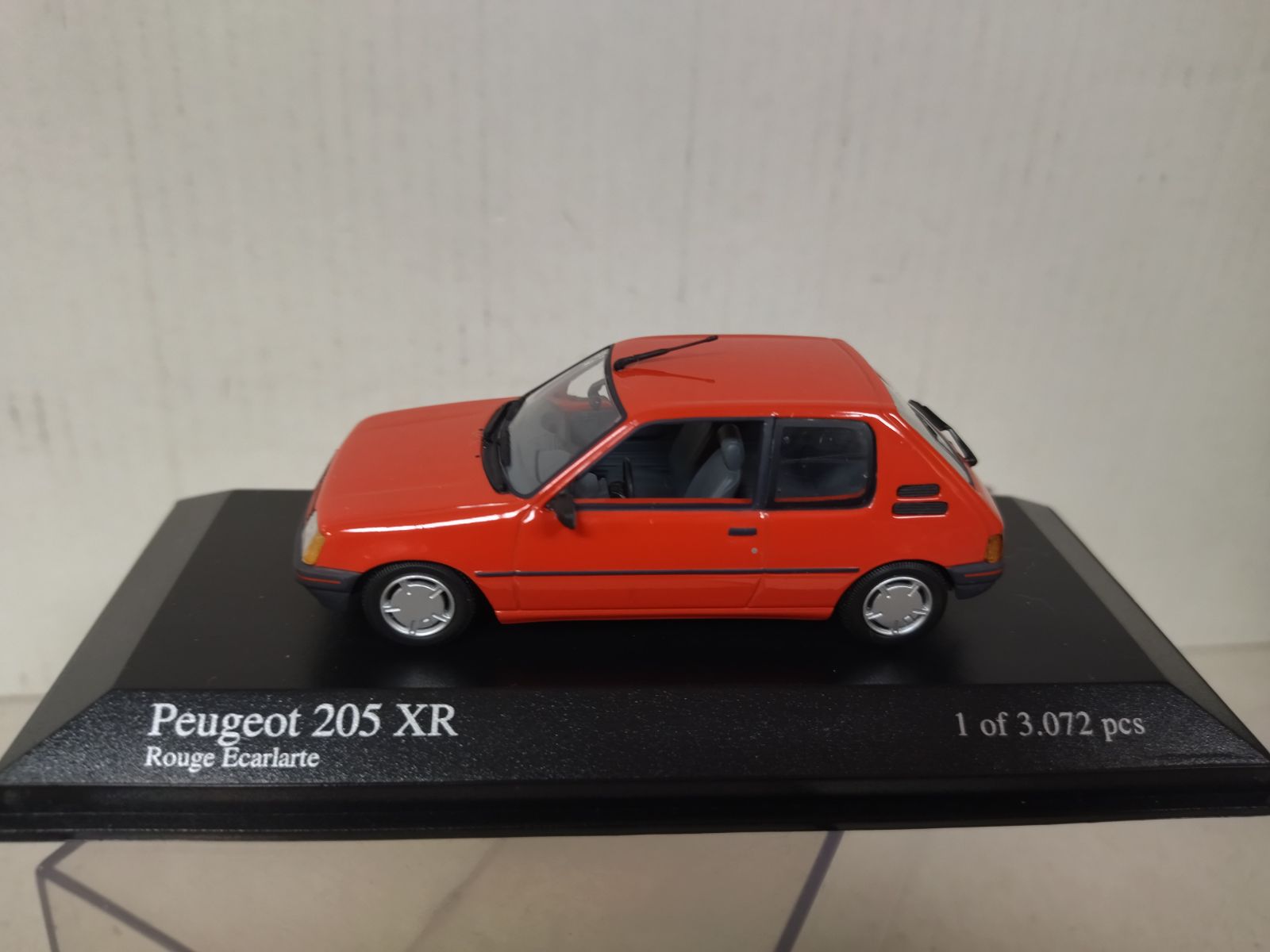 PEUGEOT 205 GTI 1.9L MK 1 – ROUGE VALLELUNGA -1988 - SOLIDO 1/18 - miniature américaine