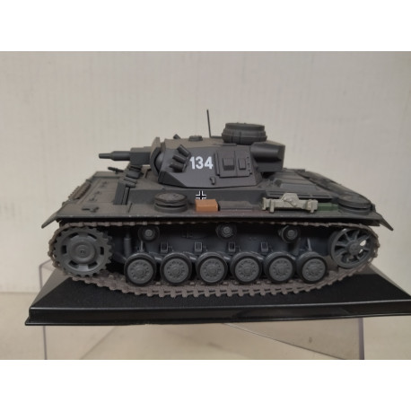 Sd.kfz.141/2 PANZER III Ausf N 1943 WW 2 1:43 ATLAS IXO CAJA NO ORIGINAL
