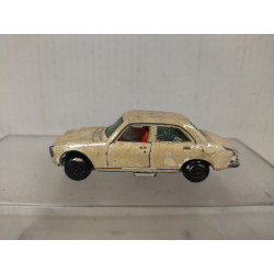 PEUGEOT 504 REPINTADO/DESGUACE apx 1:64 GUISVAL VINTAGE NO BOX