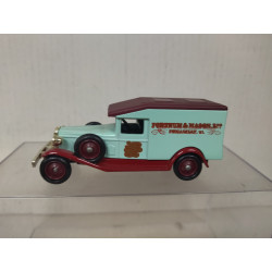 PACKARD 1936 VAN FORTNUM & MASON LLEDO DAYS GONE NO BOX