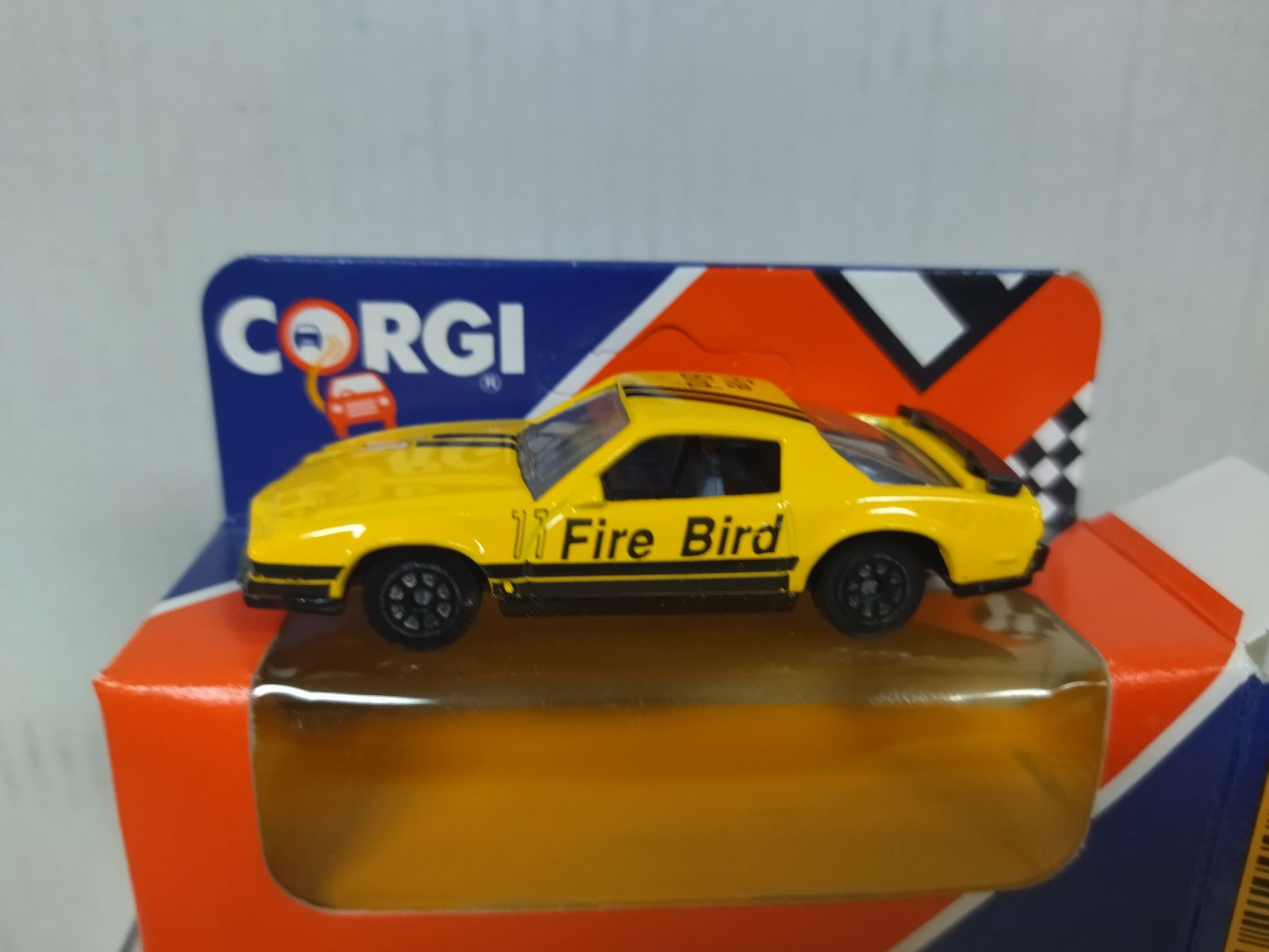 pontiac-firebird-corgi-junior-