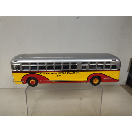 GM 4502 LOS ANGELES MOTOR COACH AUTOBUS 1:50 CORGI "ONLY TRUCK"