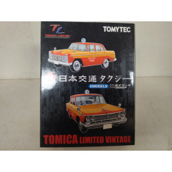 2 TAXI CARS NISSAN CEDRIC & PRINCE GLORIA JAPAN TAXI apx 1:64 TOMICA LIMITED