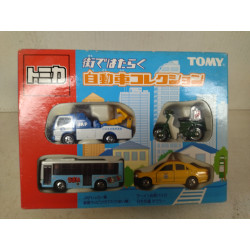 4 X SET CITY CAR TAXI BIKE POLICE BUS apx 1:64 TOMICA