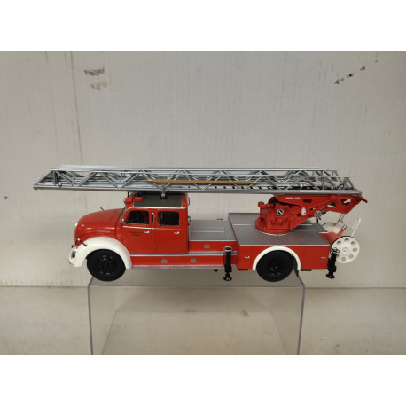 MAGIRUS-DEUTZ S 6500 AERIAL LADDER 1955 FIRE 1:43 MINICHAMPS