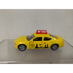 DODGE CHARGER TAXI NEW YORK 1:55/apx 1:64 SIKU 1490