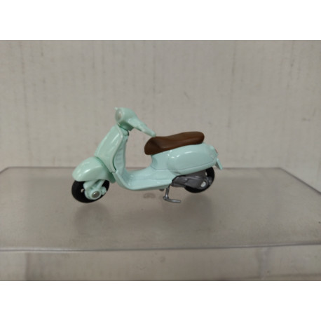 VESPA 125 GTS SUPER MOTO/BIKE apx 1:64 SIKU 1296