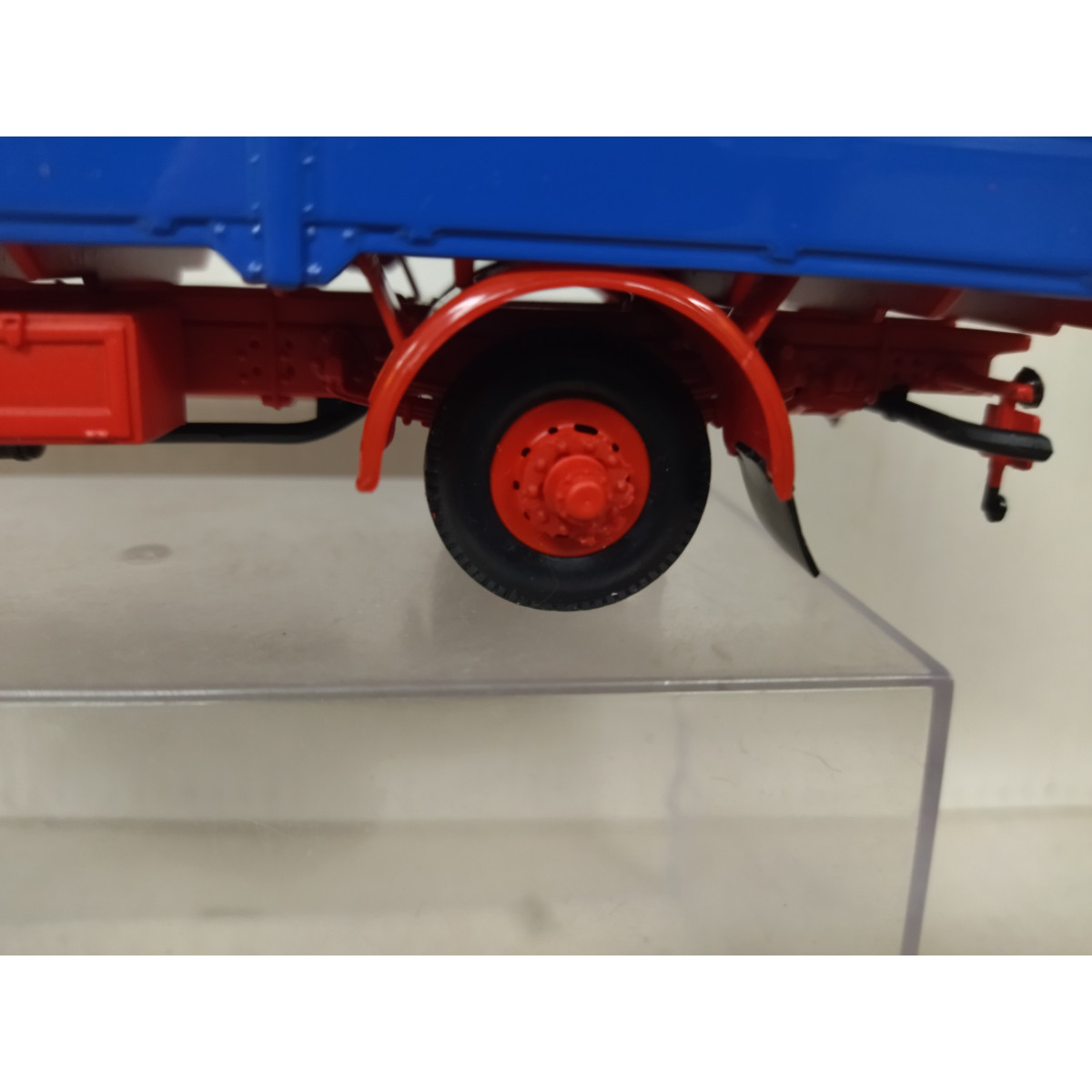 Mercedes Street, course et camion 1/43 Minichamps