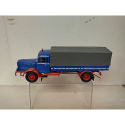 BUSSING 8000 S CANVAS TRUCK 1:43 MINICHAMPS NO BOX