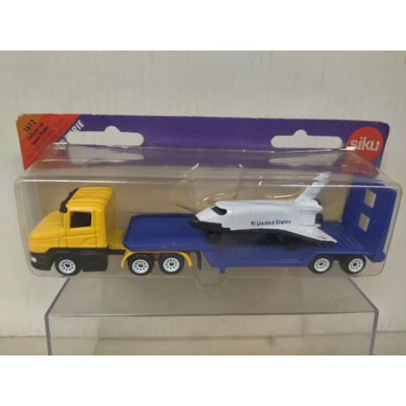 SCANIA TRUCK LOW LOADER + NASA SHUTTLE /apx 1:64 SIKU 1612