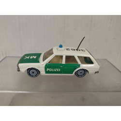 VOLKSWAGEN PASSAT B1 VARIANT POLIZEI (3) 1:60/apx 1:64 SIKU 1029/1614 NO BOX
