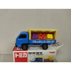ISUZU ELF FRUIT SHOP VAN 1:78/apx 1:64 TOMICA 90