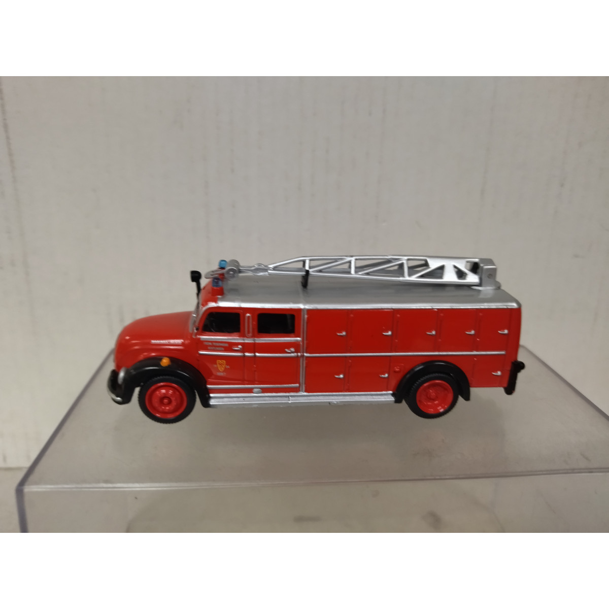 KIBRI 14063 MAGIRUS DEUTZ mit Hänger