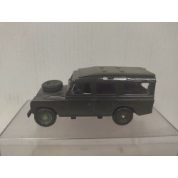 LAND ROVER 109 LARGO GREEN (2) 1:43 SOLIDO NO BOX