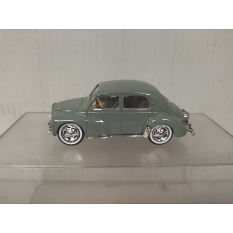 RENAULT 4CV 1954 GREEN 1:43 SOLIDO NO BOX