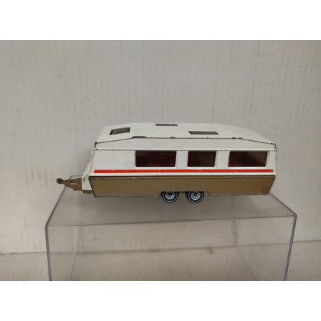 ROULOTTE/CARAVANA/WOHNWAGEN GOLD/WHITE 1:55/apx 1:64 SIKU 2518 NO BOX
